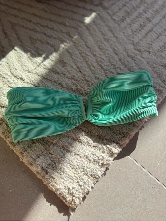 Kulani Kinis Other - Kulani Kinis Mint Green Ribbed Bandeau Bikini Top